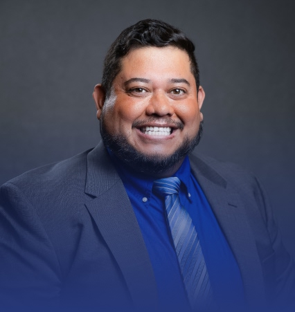 miguel martinez headshot